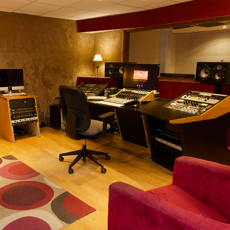 Studio d'enregistrement et de mixage à Toulouse | La Face B